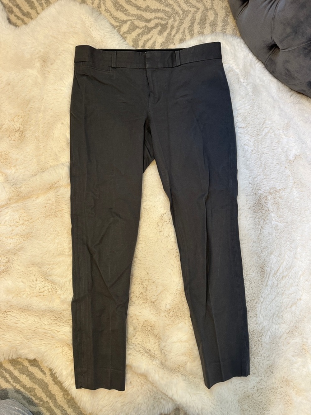 Banana Republic Sloan fit skinny trousers, size 6, slate grey color